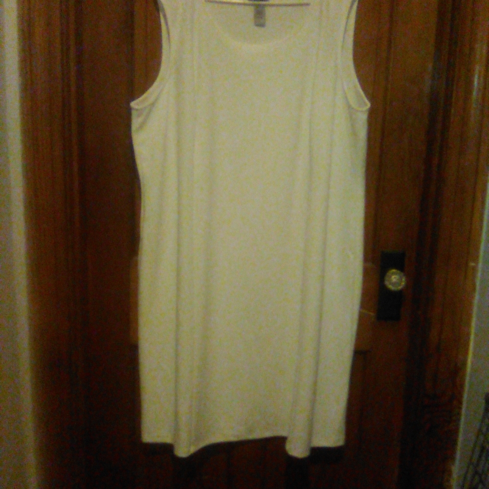 Plus sz dresses - Picture 2 of 3